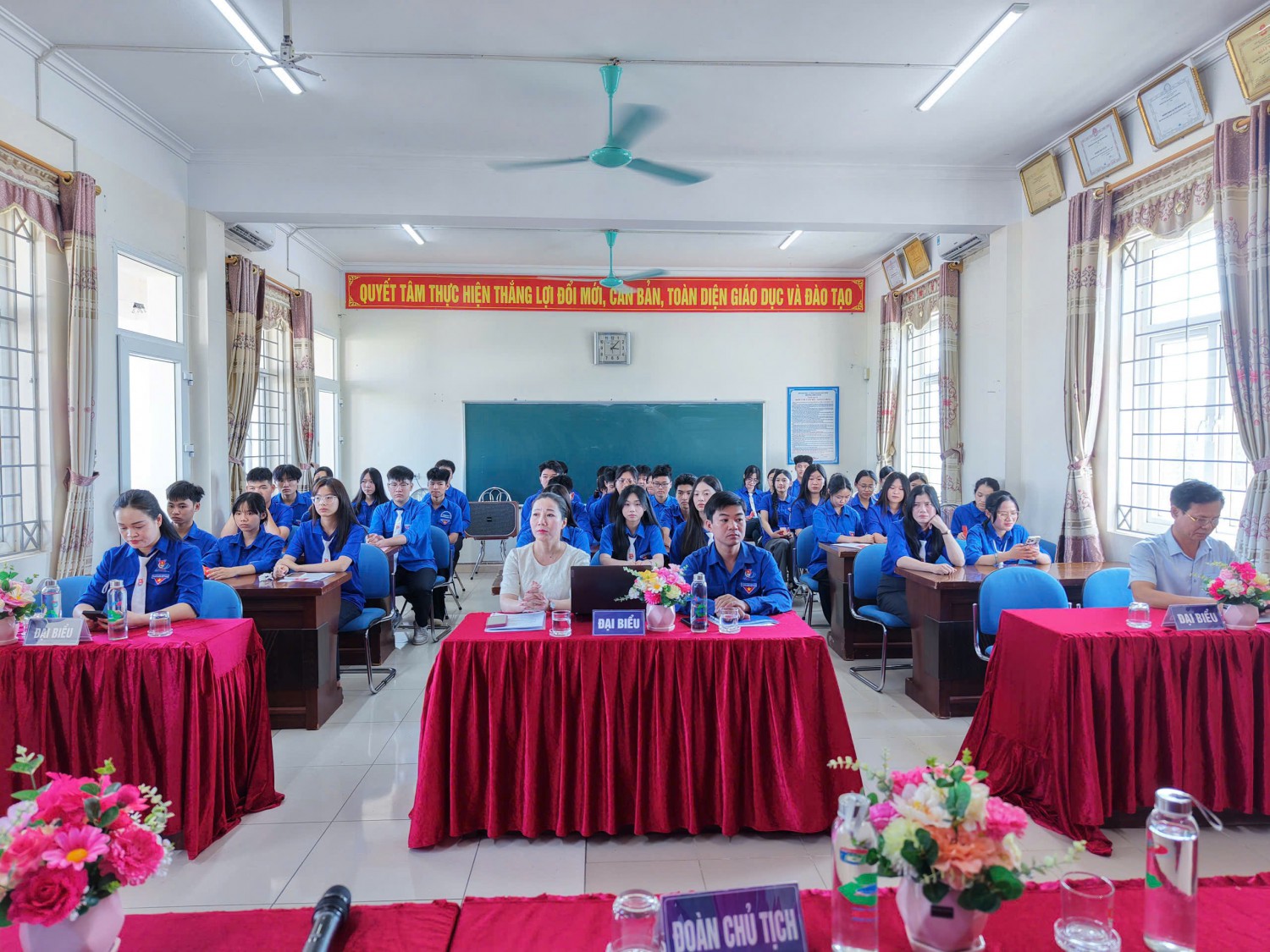 ĐẠI HỘI ĐẠI BIỂU ĐOÀN TNCS HỒ CHÍ MINH TRƯỜNG THPT CÔ TÔ NHIỆM KỲ 2026–2027
