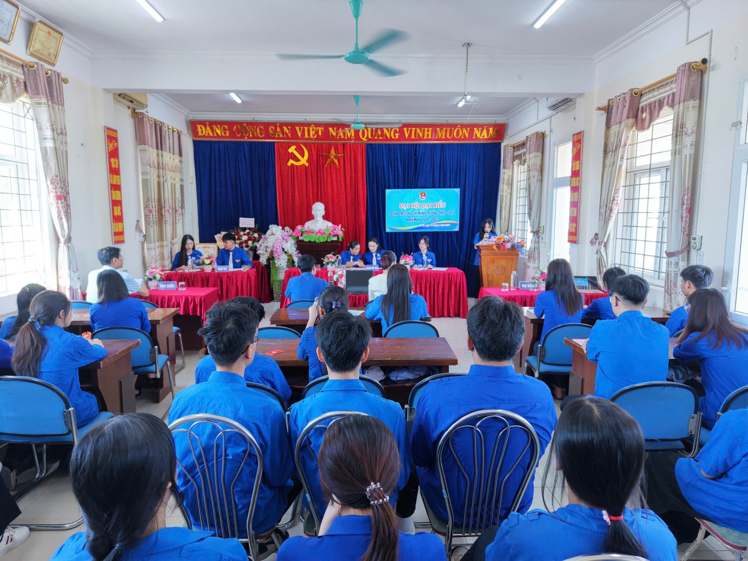 0 quang cảnh